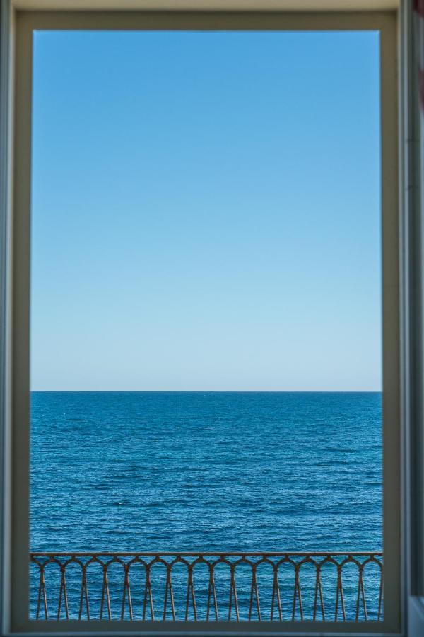 Maniace Sea View Apartment By Ortigia Apartments Syracuse Bagian luar foto